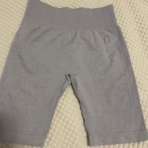 Octopia biker shorts size small